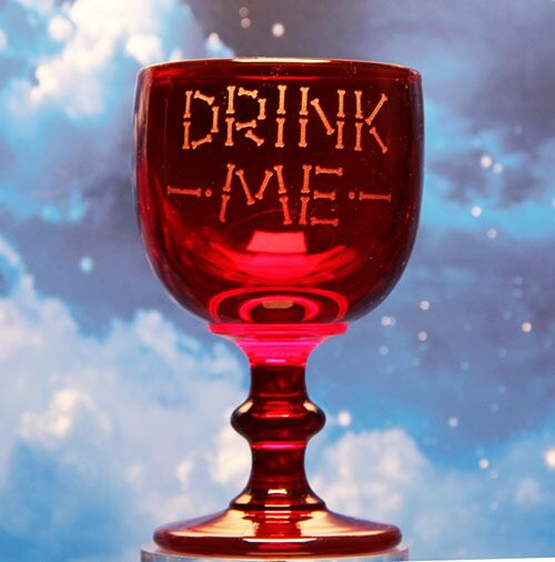 DRINK ME 